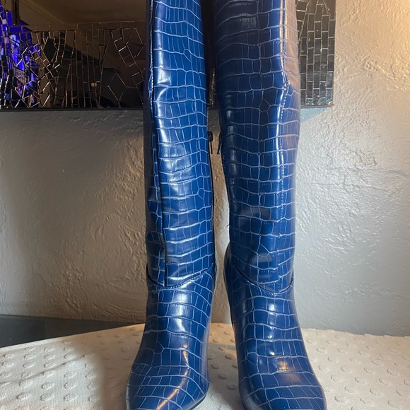 SHOE DAZZLE Night Is Young Asymmetrical Teal Stiletto Boot - Picture 14 of 16